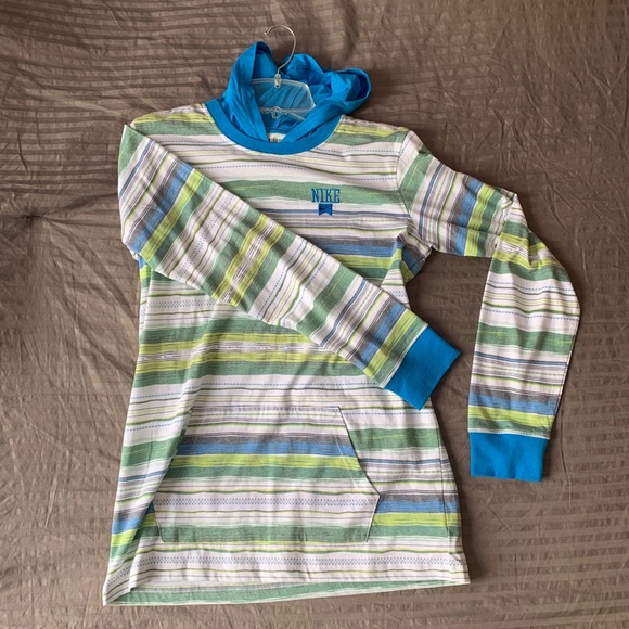 Nike Other - Nike Long Sleeved T-Shirt w/ Hood